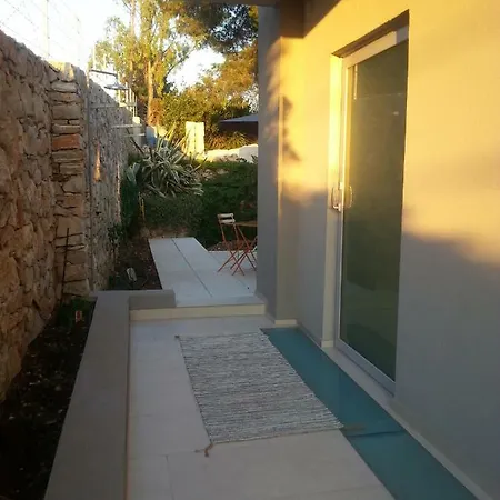 Guest house Ca Del Mar 4*