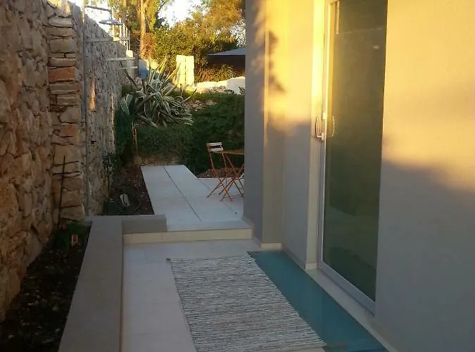 Guest house Ca Del Mar 4*